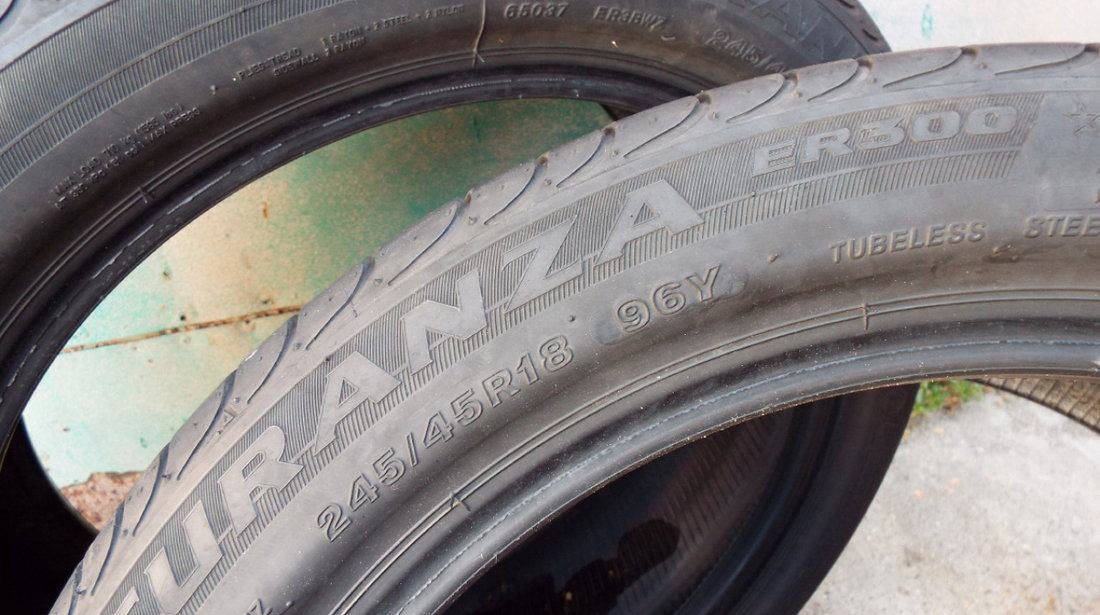 vand 2 anvelope de vara 245/45/18 bridgestone turanza er300 pret 300ron ambele