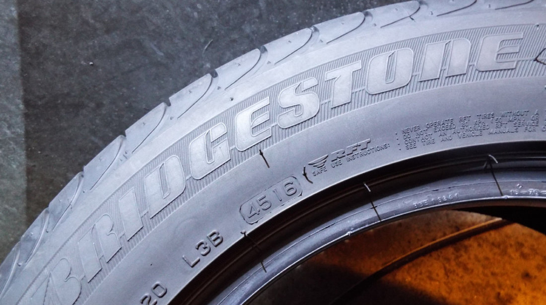 vand 2 anvelope de vara [aproape noi] 205/60/16 bridgestone run on flat  pret 500ron ambele