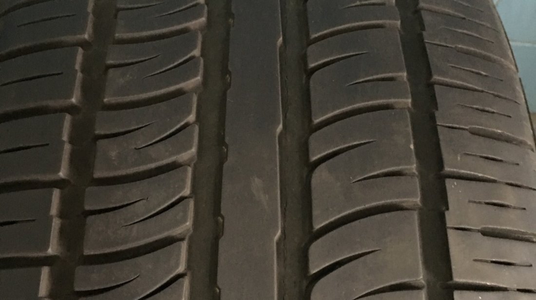 Vand 4 anvelope 265/45R20 Pirelli de vara ca noi