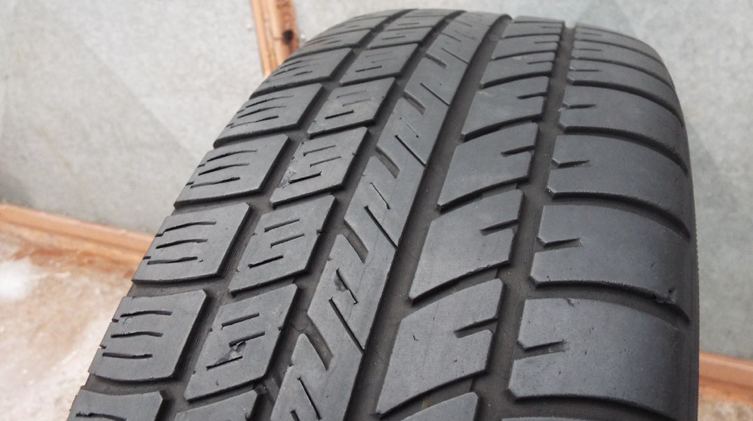 vand 4 anvelope de vara 185/65/15 michelin energy  200ron toate4