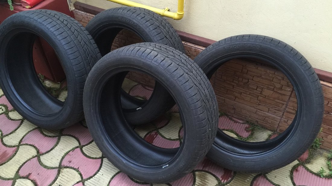 Vand 4 anvelope vara goodyear excellence 255 45 20 impecabile !