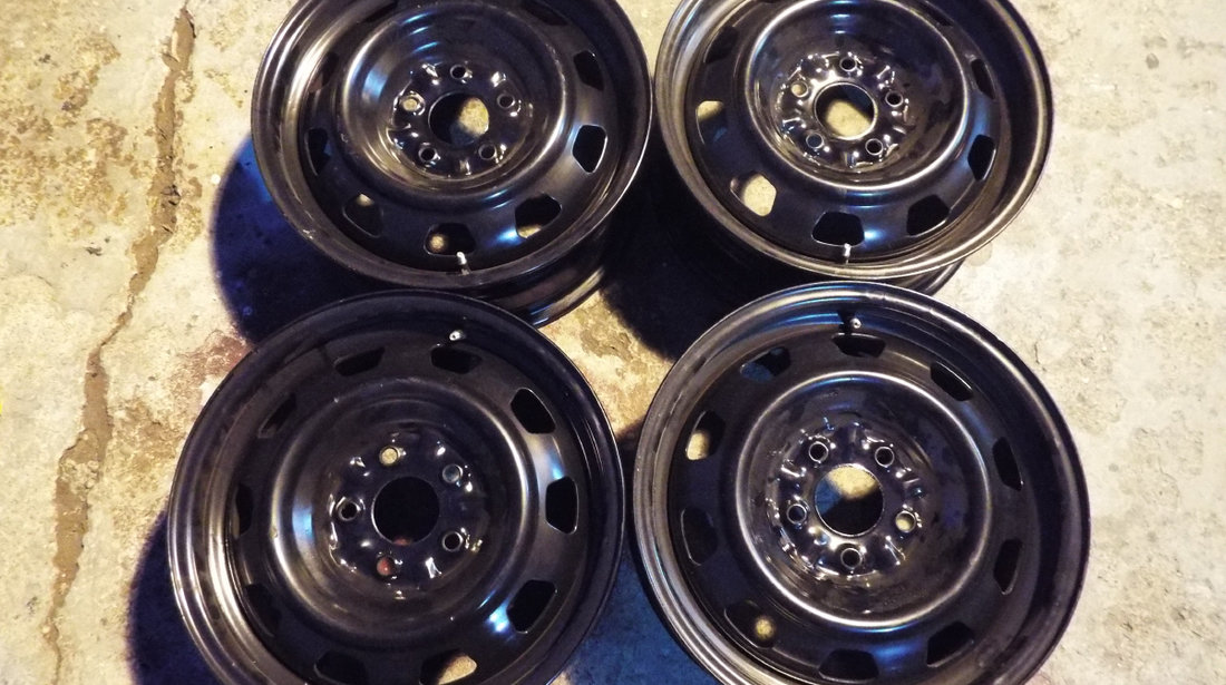 vand 4 jante tabla pe 16" dis 5x114,3 mazda,kia,mitshubishi,hyundai,etc pret 600ron toate 4