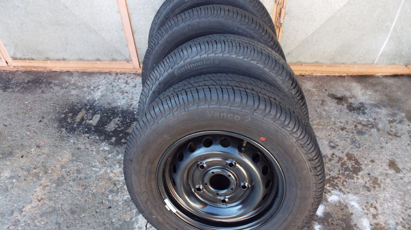 vand 4 roti de vara 215/65/15C ford transit,turneo,costum,van pret 2500ron toate4