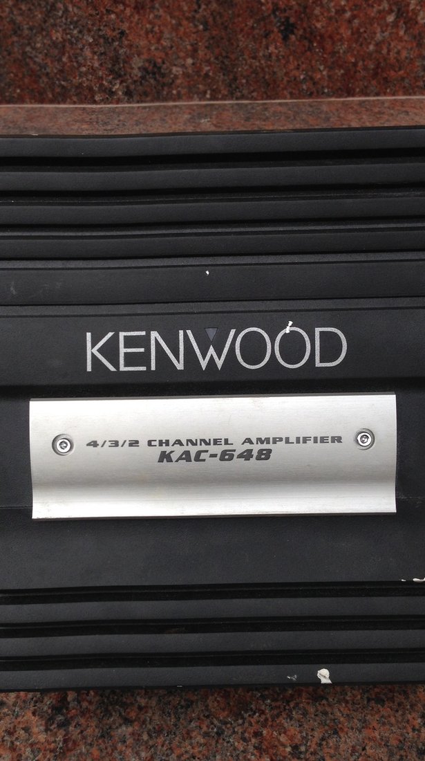 Vand amplificator auto Kenwood KAC 648