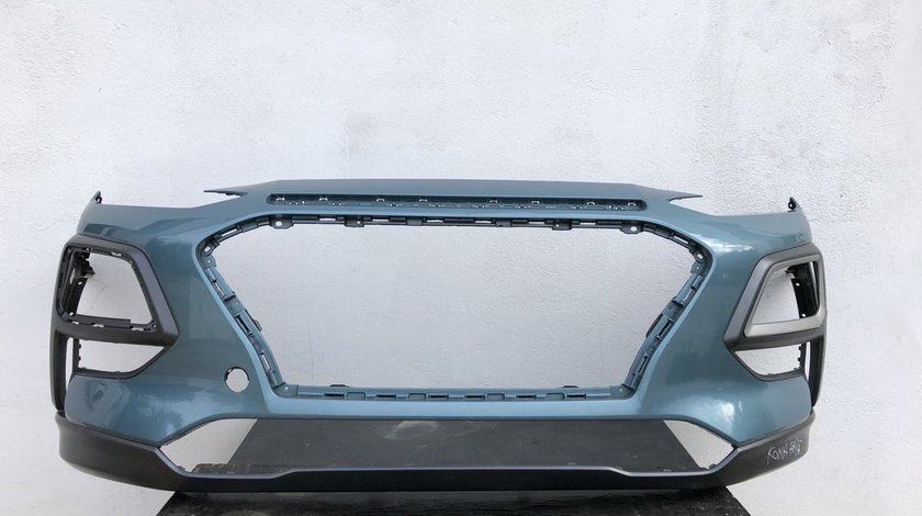 Vand bara fata Hyundai Kona