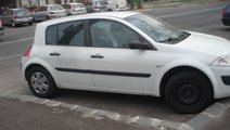 Vand bara spate renault megane 2 hatchpack din 200...