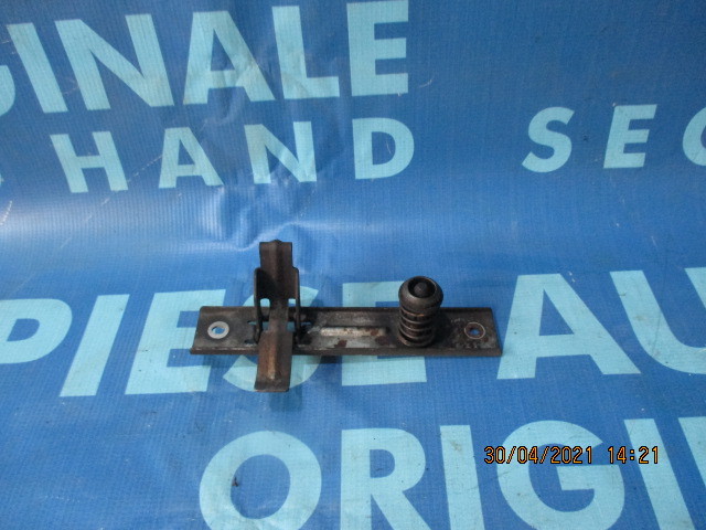 Vand broasca capota Opel Movano (siguranta)