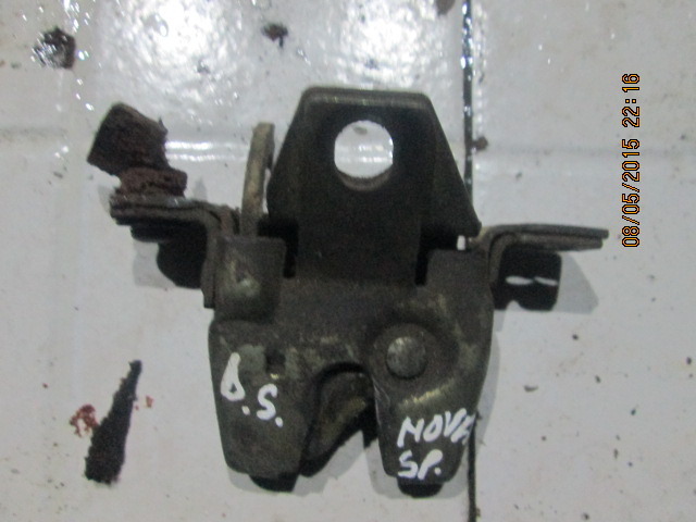 Vand broasca portbagaj Dacia Super Nova (hayon)