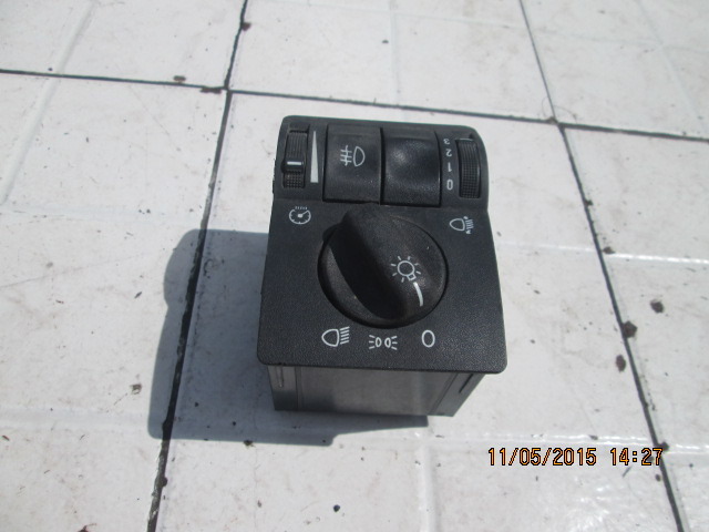 Vand buton reglaj faruri Opel Astra G