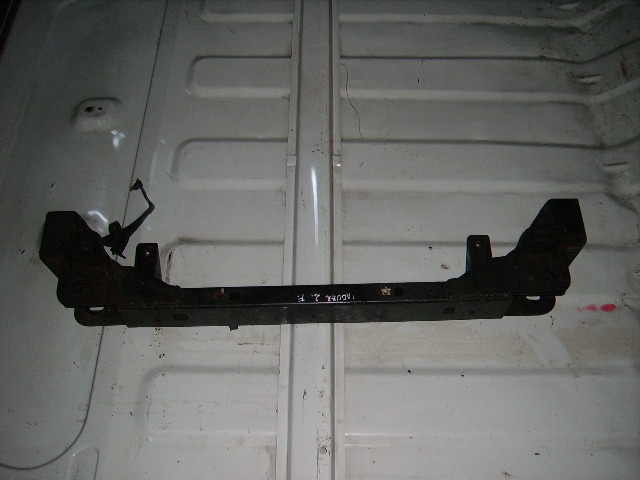 Vand cadru motor (persou) Jaguar S-Type