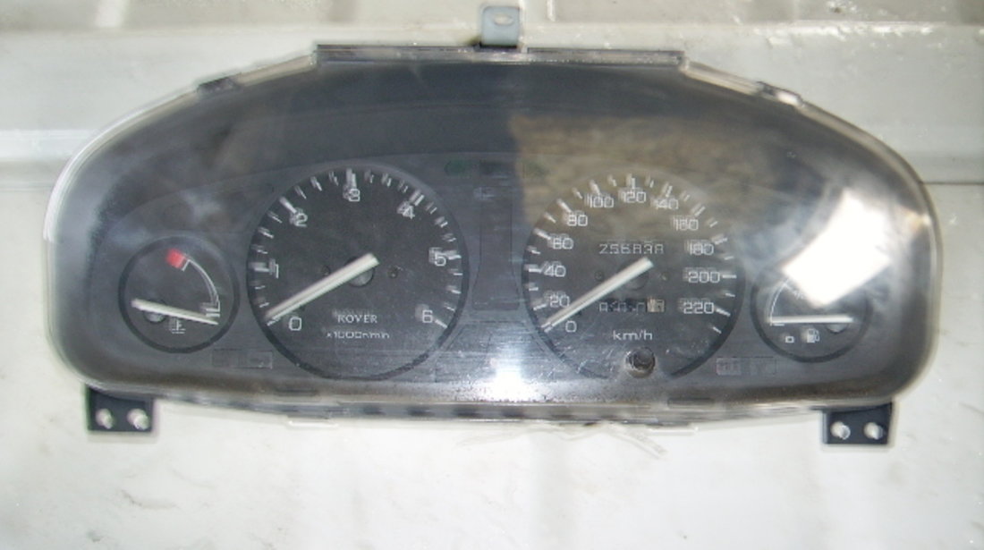 Vand ceasuri bord Rover 400