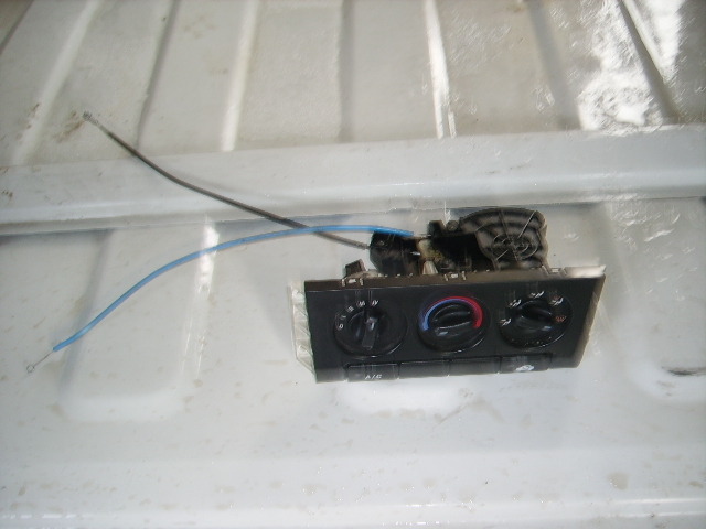 Vand comanda aer Rover 400