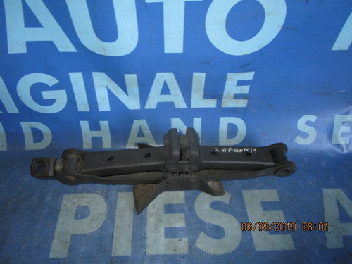 Vand cric Suzuki Wagon R+ 2000