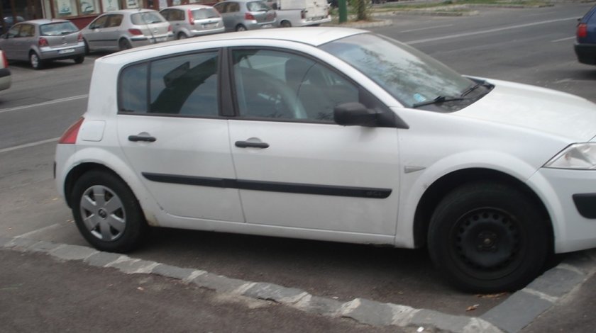 Vand cutie viteze manuala renault megane 2 1.5 dci din 2007