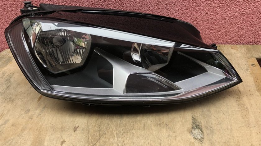 Vand far dreapta VW Golf 7
