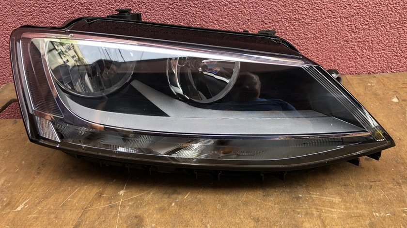 Vand far dreapta VW Jetta 2014