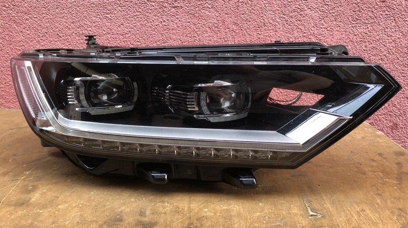 Vand far full led dreapta VW Passat B8