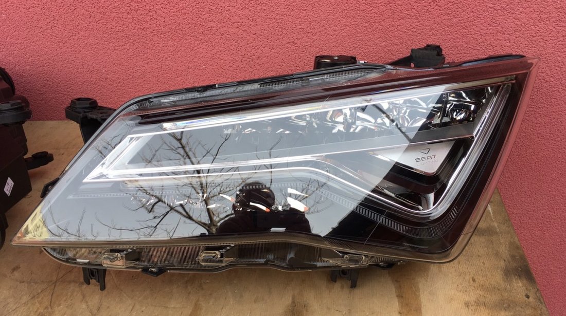 Vand far full LED stanga dreapta Seat Ateca