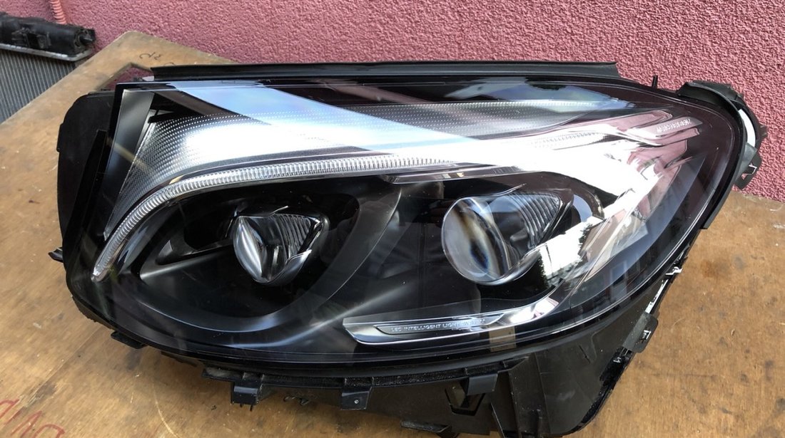 Vand far full led stanga Mercedes GLC