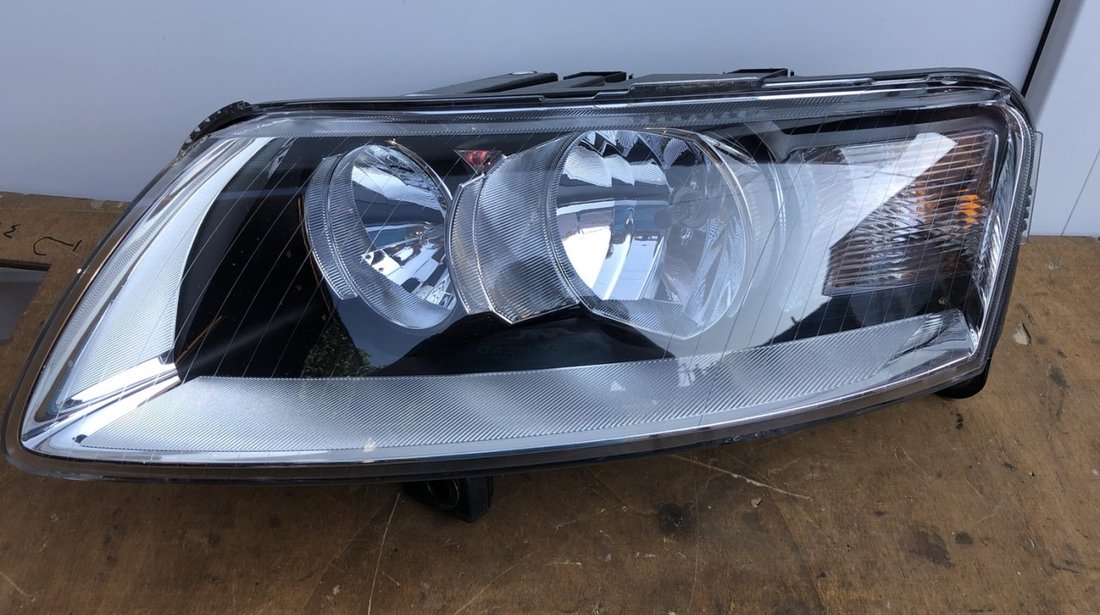 Vand far halogen stanga Audi A6 2007