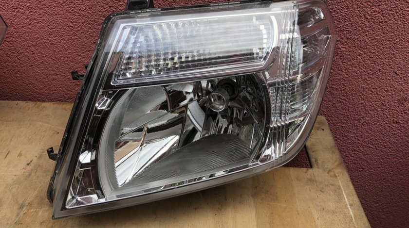 Vand far stanga Nissan Pathfinder Navara