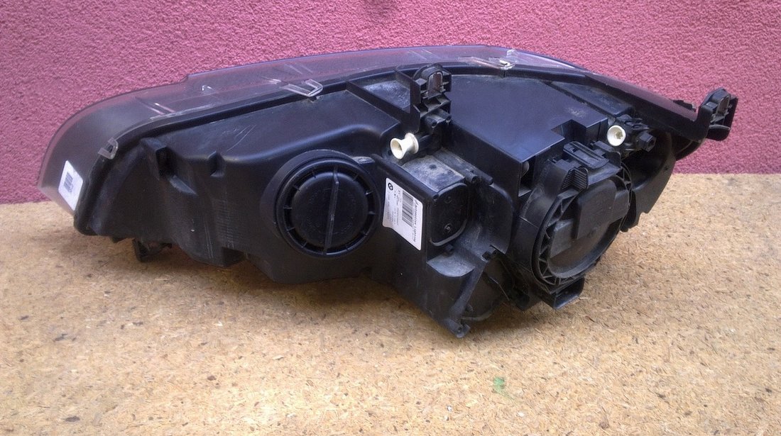 Vand far xenon adaptiv BMW X5 E70