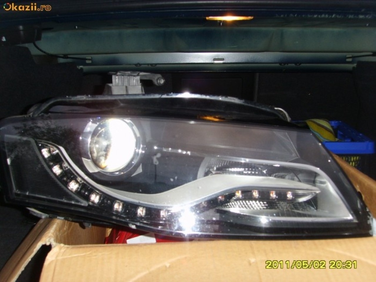 vand faruri audi a4 2010 originale