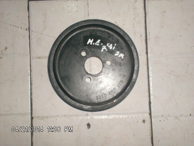 Vand fulie pompa servo-directie Mercedes E220 S210