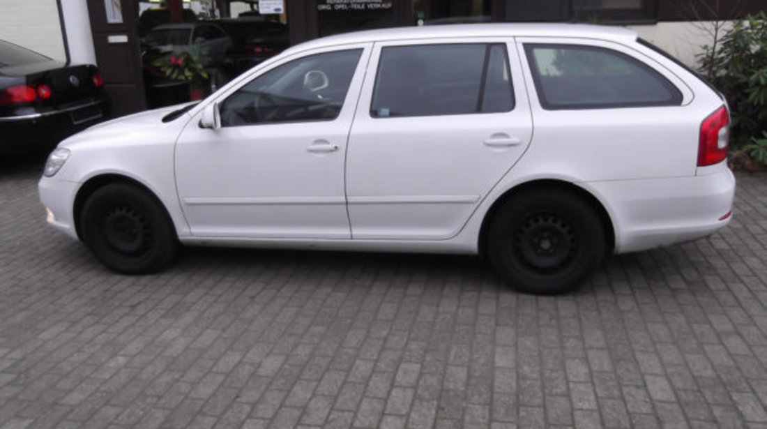 Vand geam fata spate Skoda Octavia 2 Facelift