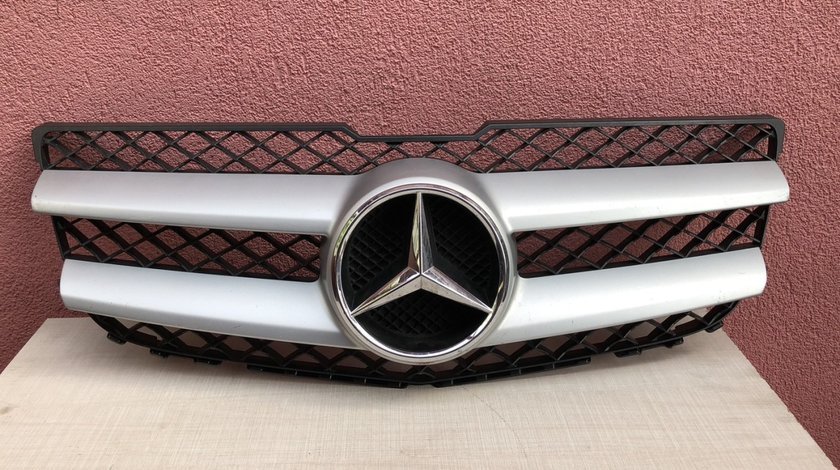 Vand grila cu emblema Mercedes GLK 2008 2012