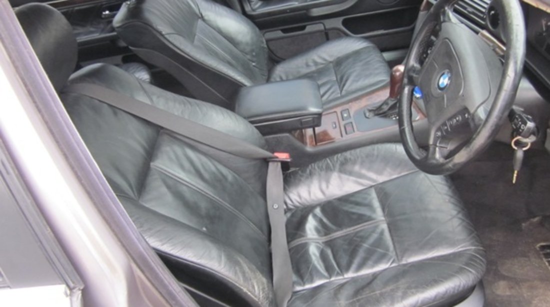 Vand interior BMW E38