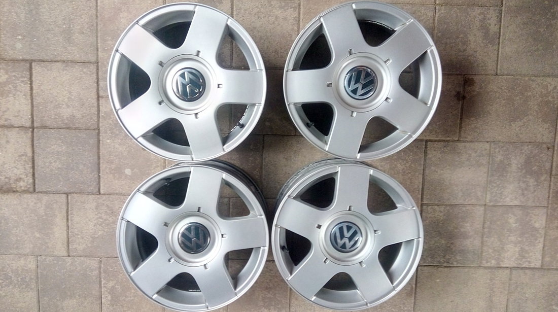 Vand Jante Aliaj 15" - 5 x 100 - Ptr Vw Golf 4,Vw Bora,Vw Beetle