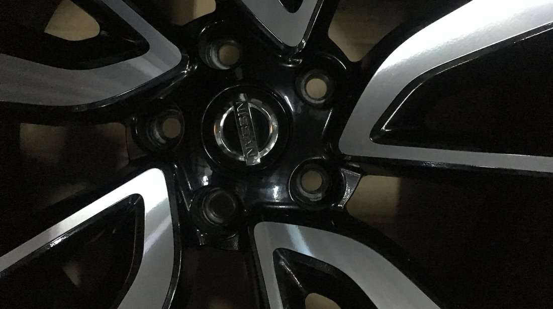 VAND JANTE ORIGINALE NISSAN PE 19" NOI