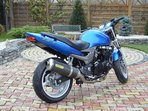 vand kawasaki zr750 sau schimb....