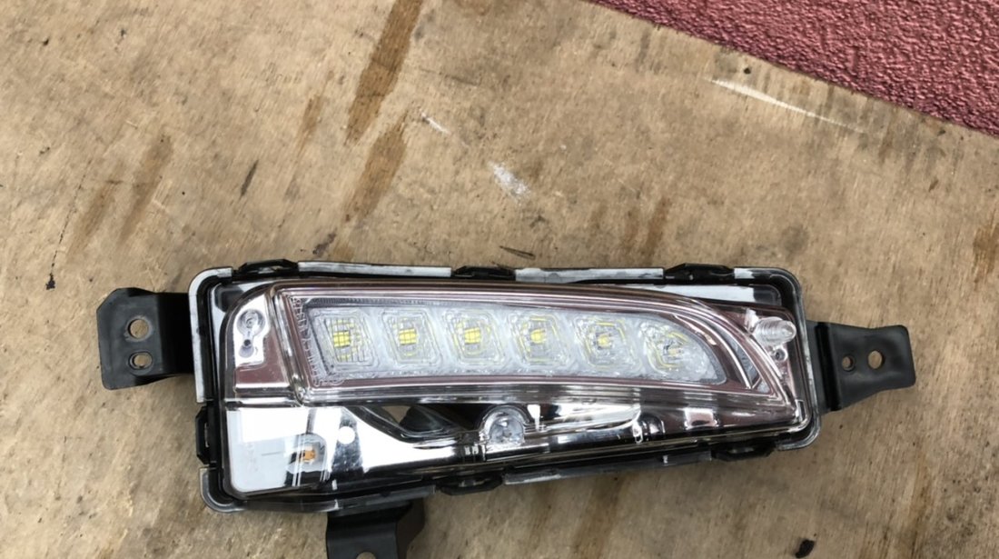 Vand led/lumina de zi/daylight stanga Suzuki Vitara