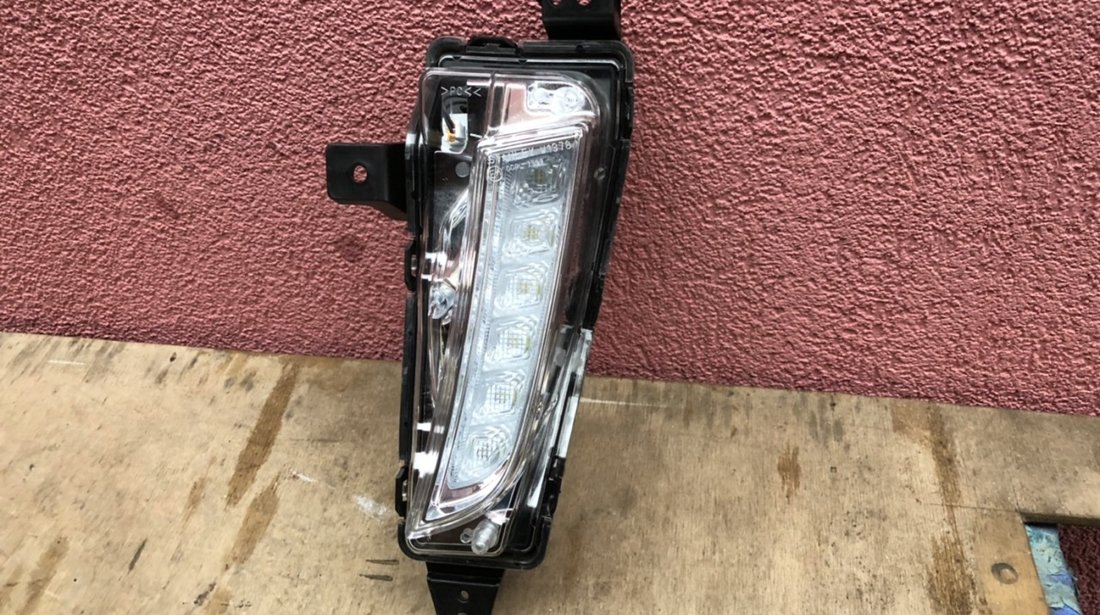 Vand led/lumina de zi/daylight stanga Suzuki Vitara