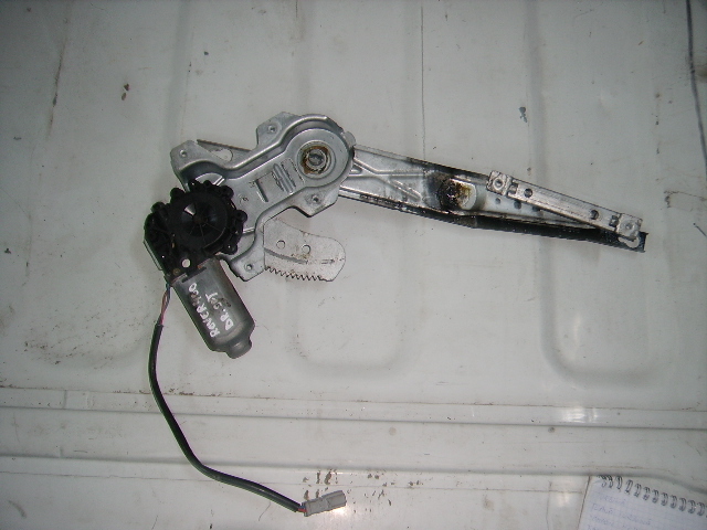Vand macarale electrice Rover 400