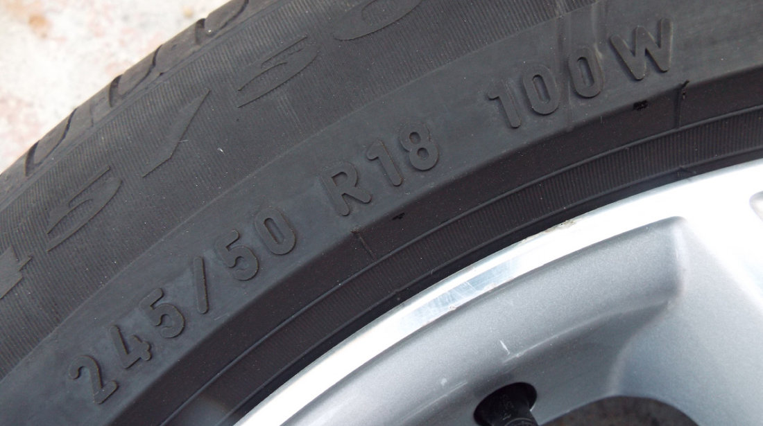 vand o singura anvelopa de vara [aproape noua] 245/50/18 pirelli cinturato P7 pret 500ron