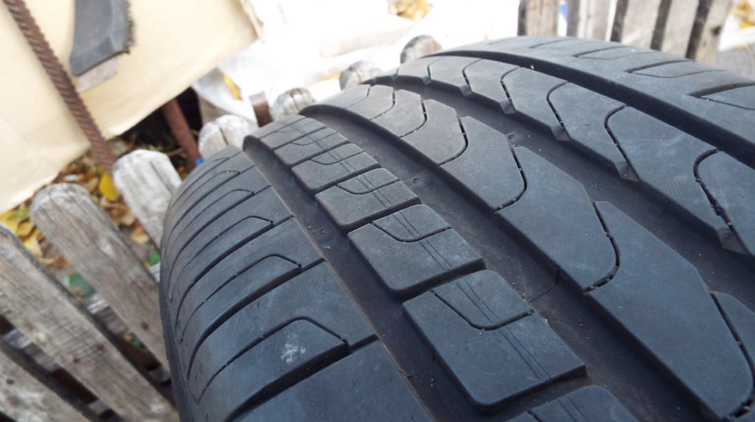 vand o singura anvelopa de vara [aproape noua] 245/50/18 pirelli cinturato P7 pret 500ron