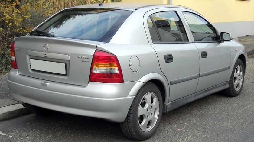 Vand piese de OPEL(2001-2009)