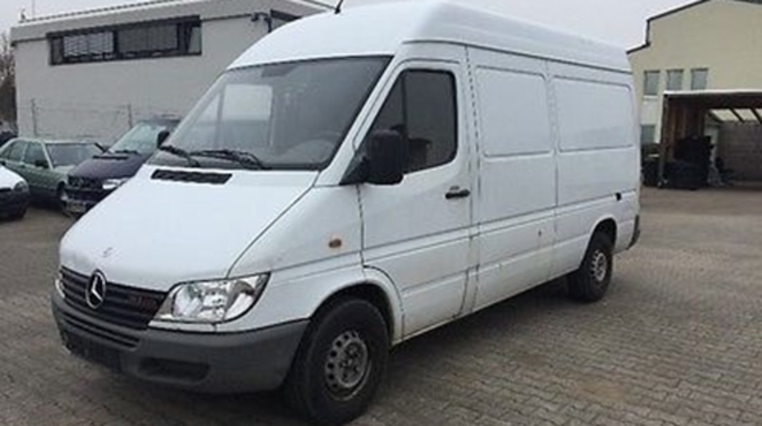 Vand piese Mercedes Sprinter 2.2 cdi din dezmembrari