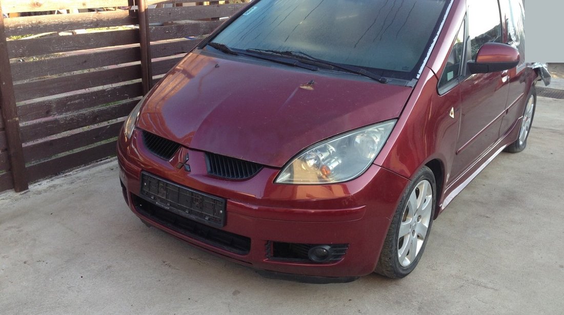 Vand piese mitsubishi colt 1,5 diesel an 2006 cutie manuala