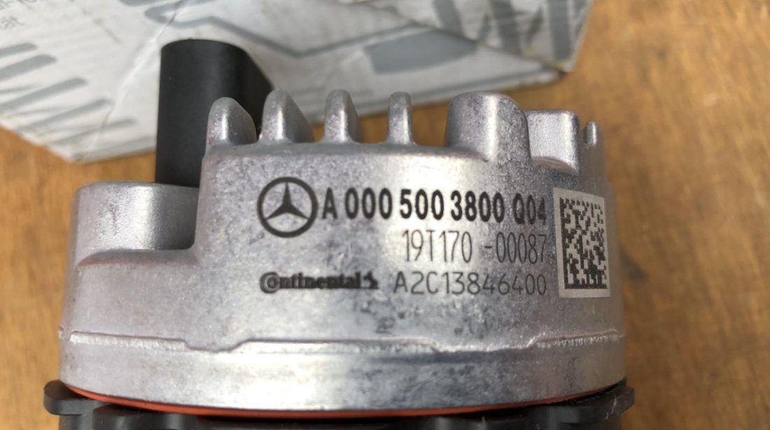 Vand pompa apa noua originala Mercedes A0005003800