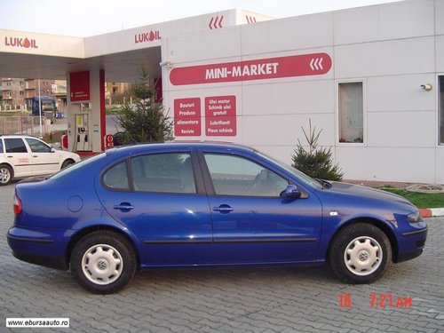 Vand pompa servo seat toledo 1.9 tdi 110 cai din anul 2003