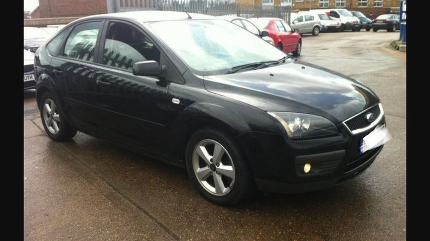 Vand pompa servodirectie ford focus 2