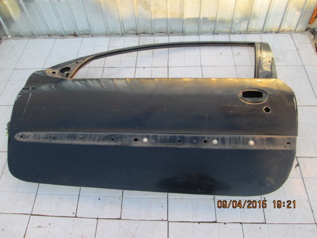Vand portiere fata Peugeot 206  .