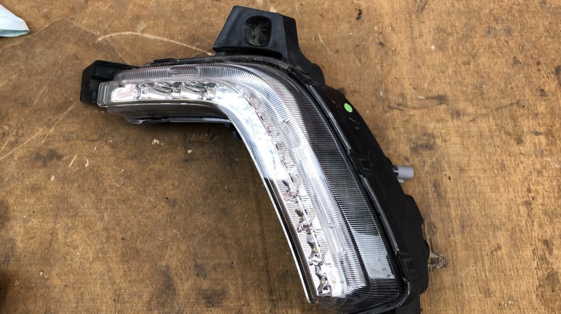 Vand proiector/DRL/lumina de zi led stanga pt Hyundai i10 2013 2019