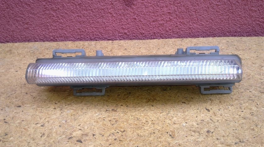 Vand proiector led stanga Mercedes C E Class W204 W212
