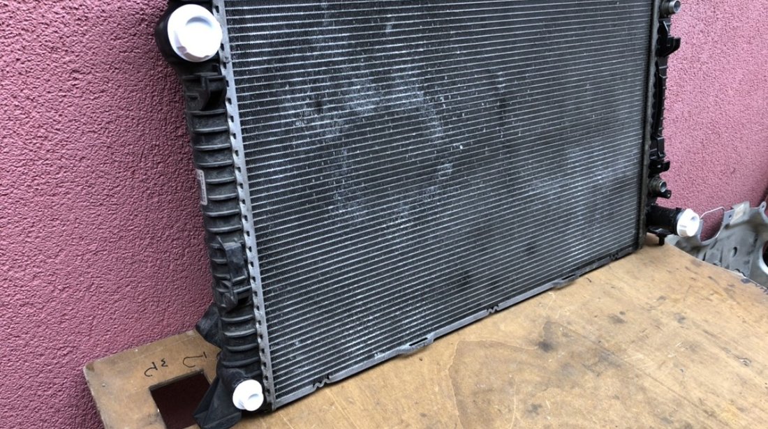 Vand radiator apa Audi Q5 8R0121251A