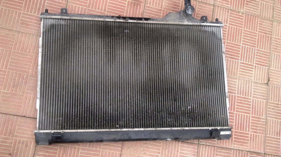 Vand radiator apa Mitsubishi Outlander